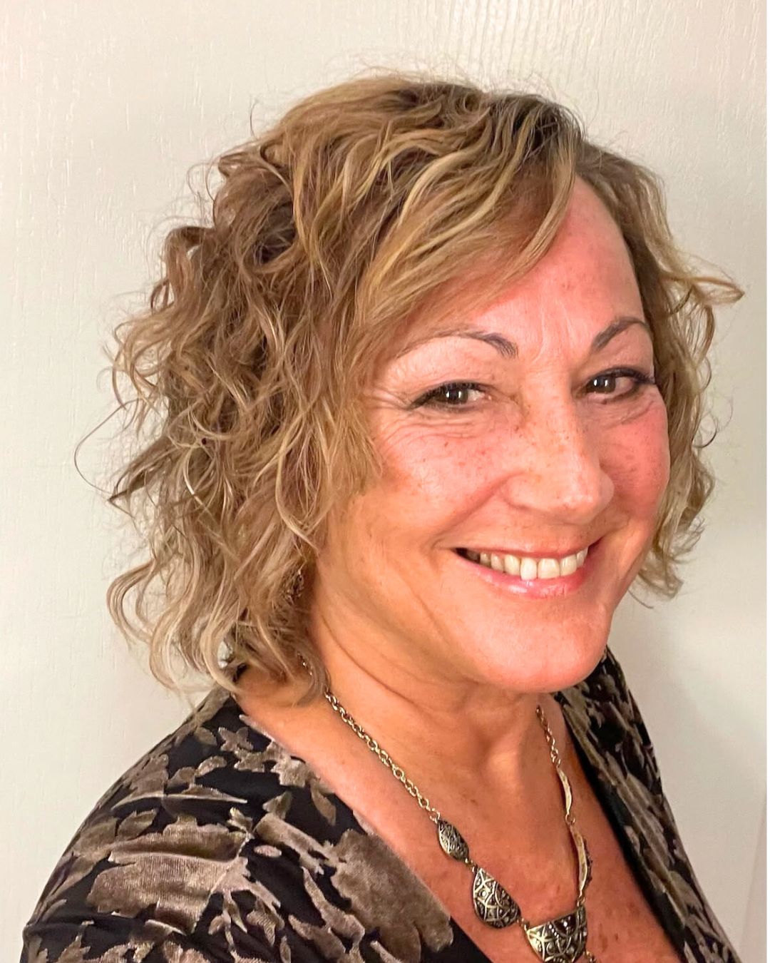 color headshot photo of executive director Cindy Morgan